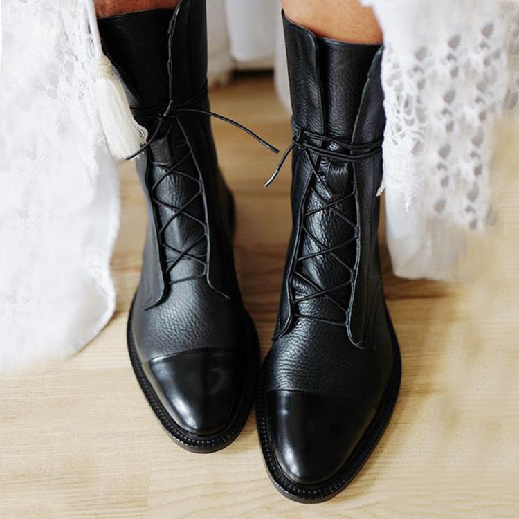 Women's Pointed Boots | Straps